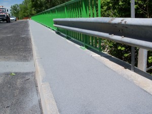 Revêtement de chaussée — application d'enrobé